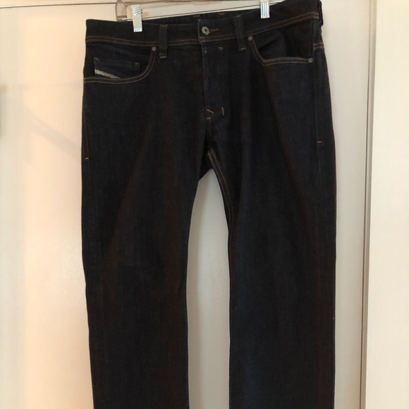 Diesel Safado Regular Slim-Straight Jean - Picture 4 of 11